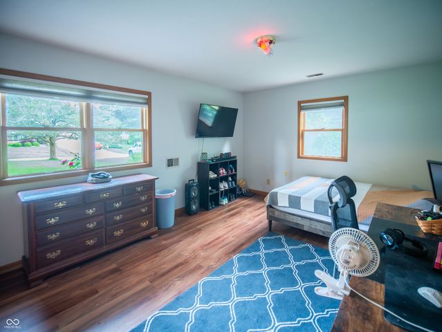 225 Southwind Way, Greenwood, IN 46142