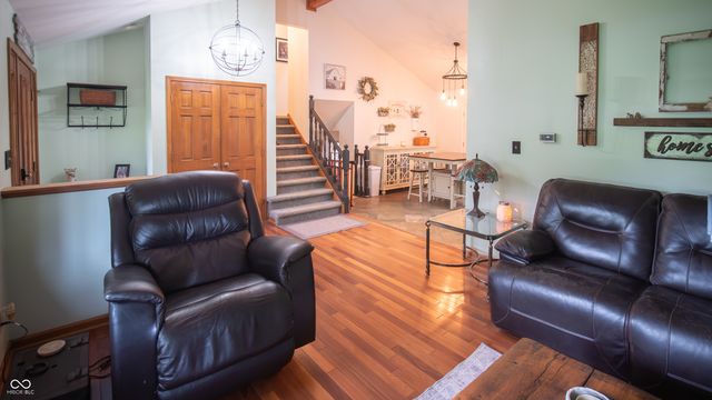 225 Southwind Way, Greenwood, IN 46142