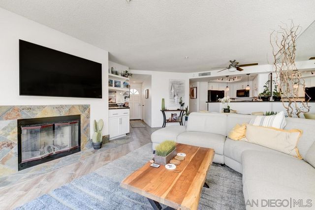 600 N The Strand 2, Oceanside, CA 92054