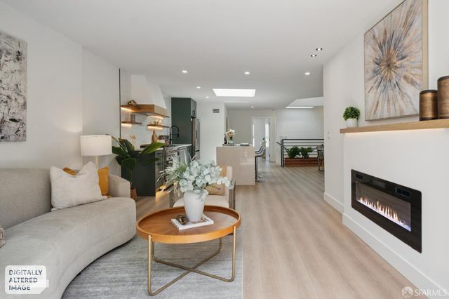 718 Brussels Street, San Francisco, CA 94134