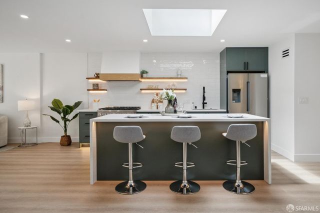 718 Brussels Street, San Francisco, CA 94134