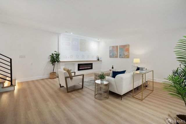 718 Brussels Street, San Francisco, CA 94134