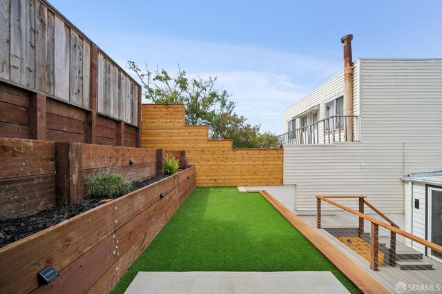 718 Brussels Street, San Francisco, CA 94134