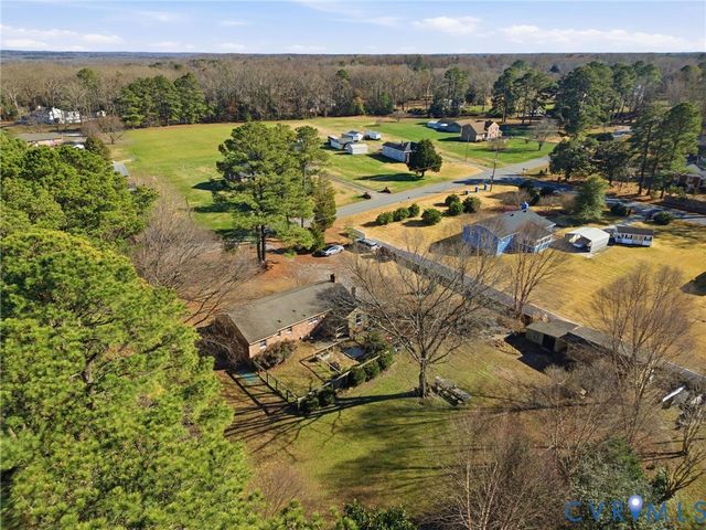 1110 Grapevine Rd, Sandston, VA 23150