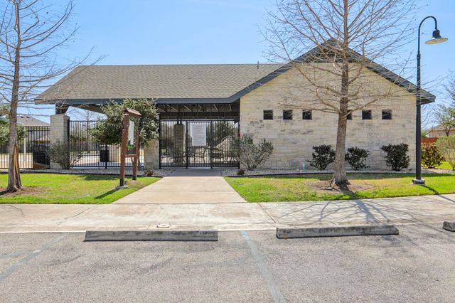 574 Hot Spring VLY, Buda, TX 78610
