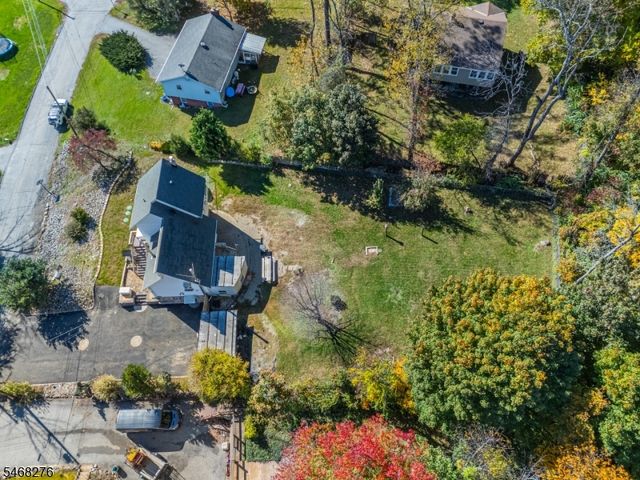 51 Zinnia Dr, Vernon Twp., NJ 07418