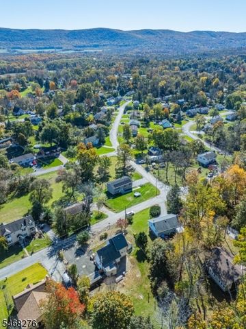51 Zinnia Dr, Vernon Twp., NJ 07418
