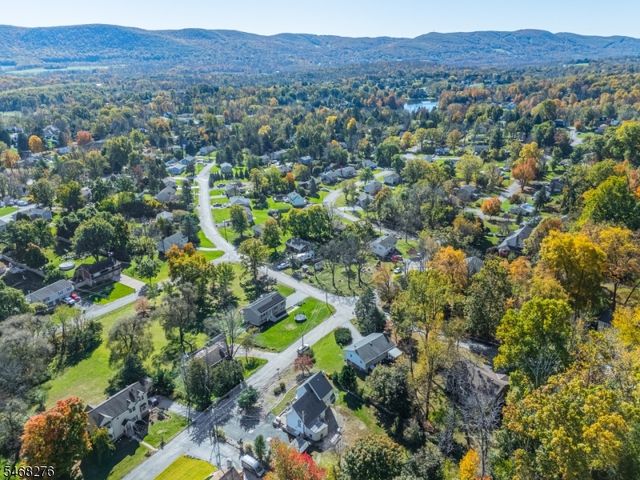 51 Zinnia Dr, Vernon Twp., NJ 07418