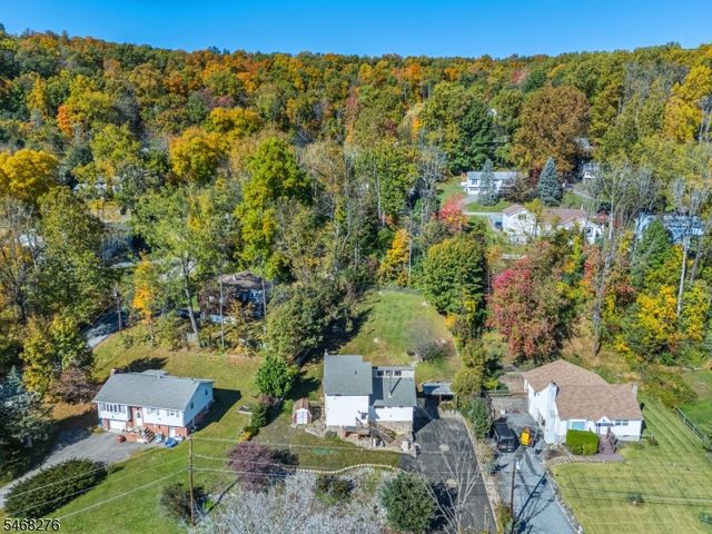 51 Zinnia Dr, Vernon Twp., NJ 07418