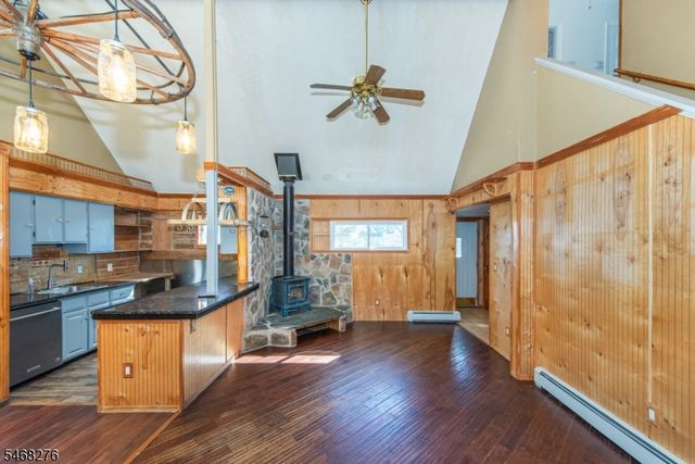 51 Zinnia Dr, Vernon Twp., NJ 07418