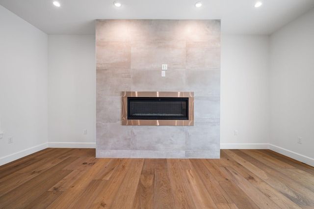 1919 W 38th ST, Austin, TX 78731