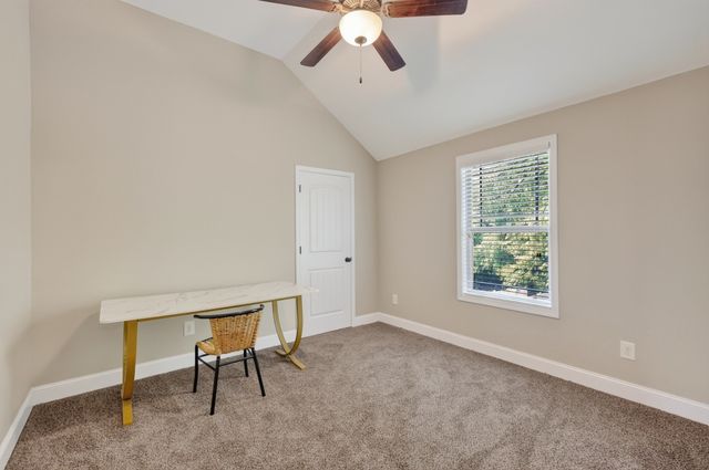2434 Turtle Trce, Murfreesboro, TN 37127