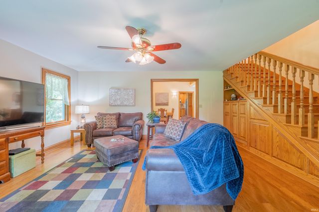 806 Texas Pike, Spencer, IN 47460