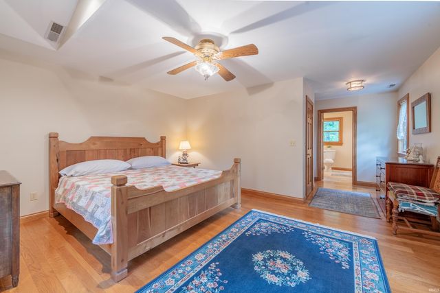 806 Texas Pike, Spencer, IN 47460