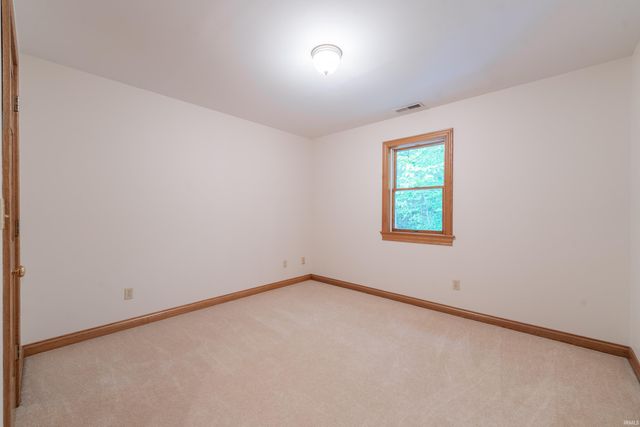 806 Texas Pike, Spencer, IN 47460