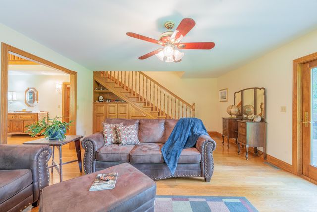 806 Texas Pike, Spencer, IN 47460