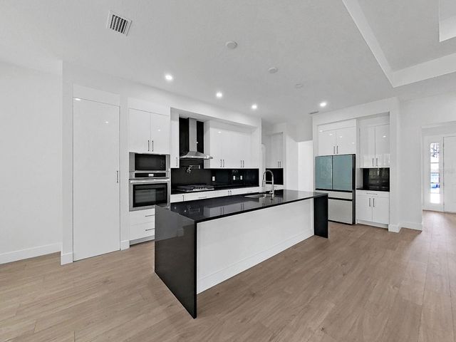 4748 HICKORY OAK DRIVE, Brooksville, FL 34601