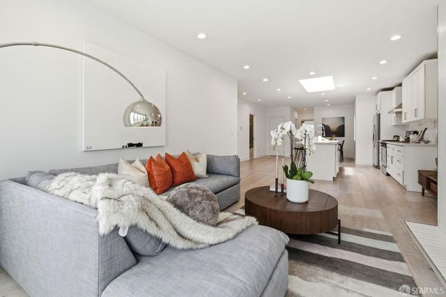 46 Bruce Avenue, San Francisco, CA 94112