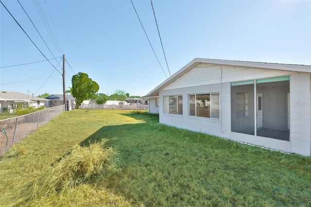 703 BEL AIR AVENUE, Sun City Center, FL 33573