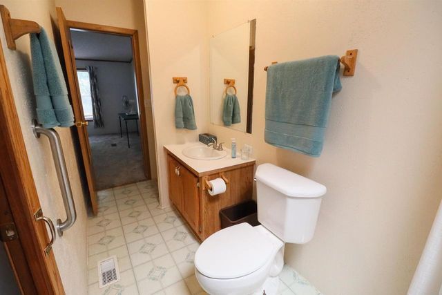 44 Terri Circle Drive, Holmen, WI 54636