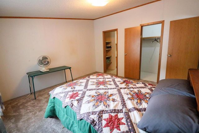 44 Terri Circle Drive, Holmen, WI 54636