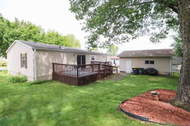 44 Terri Circle Drive, Holmen, WI 54636