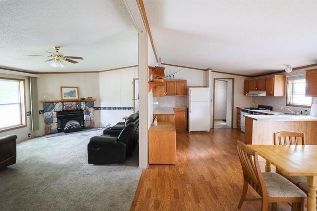 44 Terri Circle Drive, Holmen, WI 54636