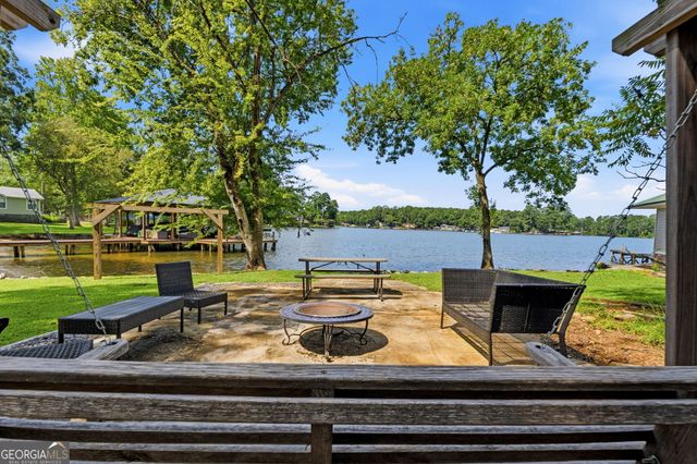 124 Rosebud Lane, Jackson, GA 30233