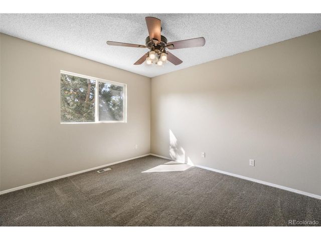 306 Oxbow Dr, Monument, CO 80132