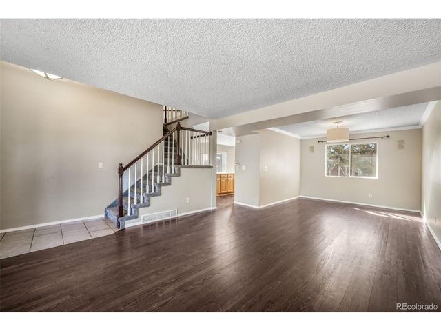 306 Oxbow Dr, Monument, CO 80132