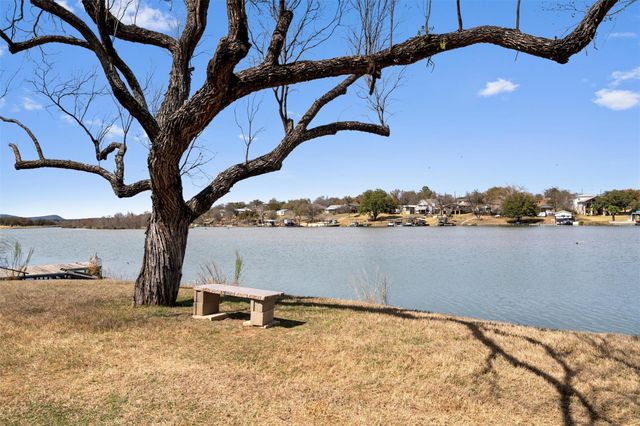 707 Sandy Harbor DR, Horseshoe Bay, TX 78657