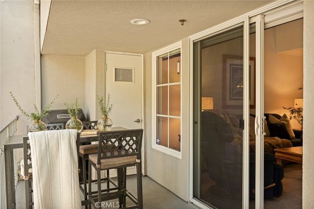 306 Villa Way, Lake Arrowhead, CA 92352