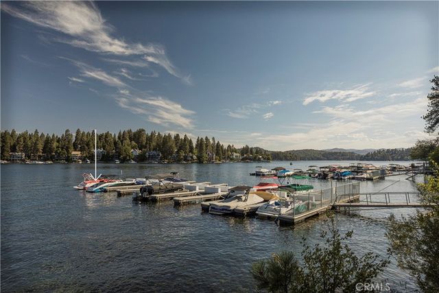 306 Villa Way, Lake Arrowhead, CA 92352