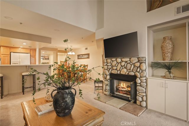 306 Villa Way, Lake Arrowhead, CA 92352