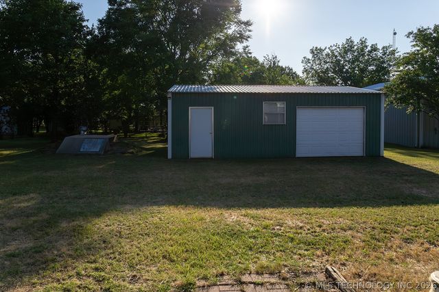 7208 Sunset Circle, Kingston, OK 73439