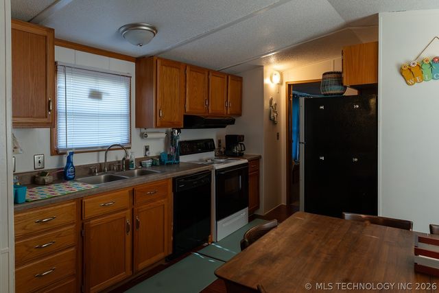 7208 Sunset Circle, Kingston, OK 73439