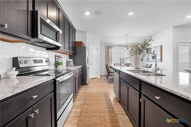 202 Great Hills Drive, Copperas Cove, TX 76522