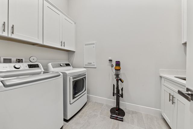 8047 JUNIPER Drive, Parkland, FL 33067