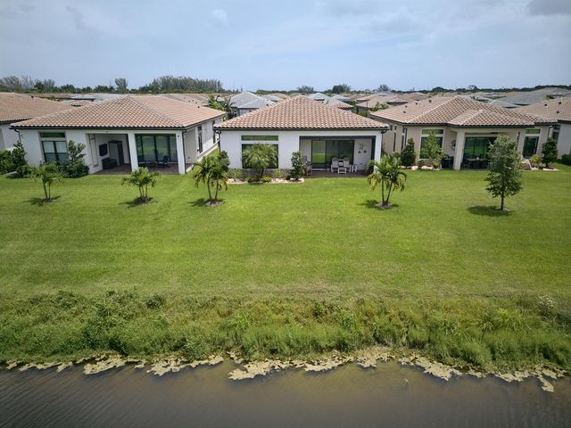 8047 JUNIPER Drive, Parkland, FL 33067