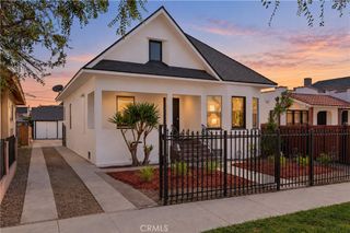 136 W 43rd Place, Los Angeles, CA 90037