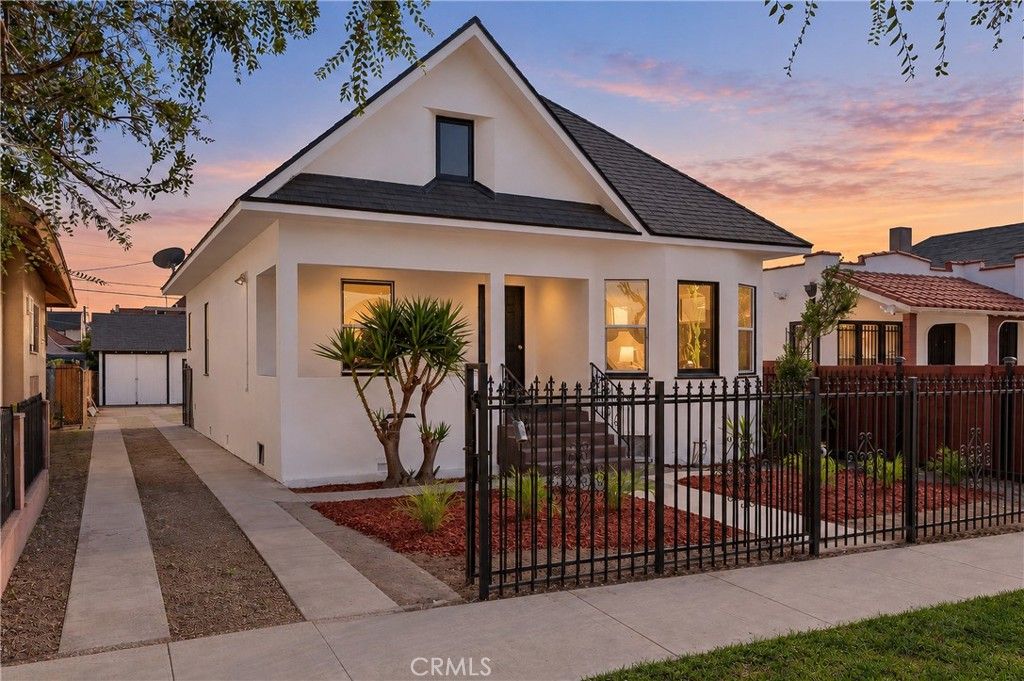 136 W 43rd Place, Los Angeles, CA 90037 — exterior