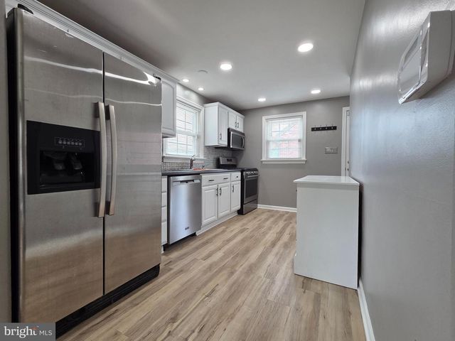 128 ROCKWOOD AVE, York, PA 17406