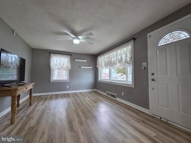 128 ROCKWOOD AVE, York, PA 17406