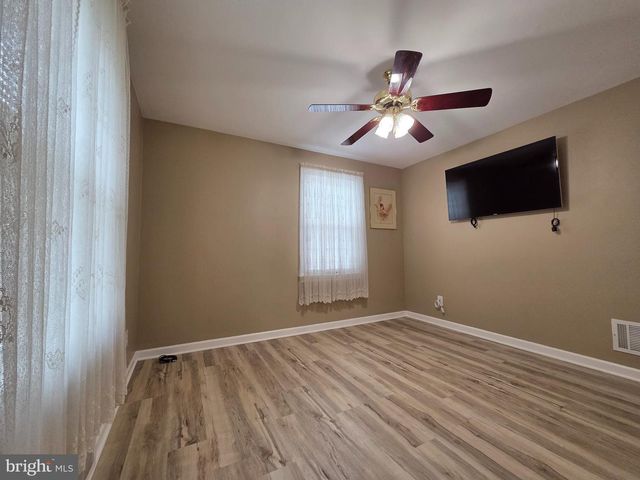 128 ROCKWOOD AVE, York, PA 17406