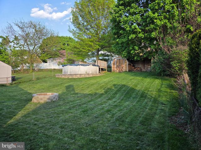128 ROCKWOOD AVE, York, PA 17406