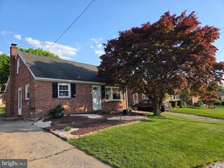 128 ROCKWOOD AVE, York, PA 17406