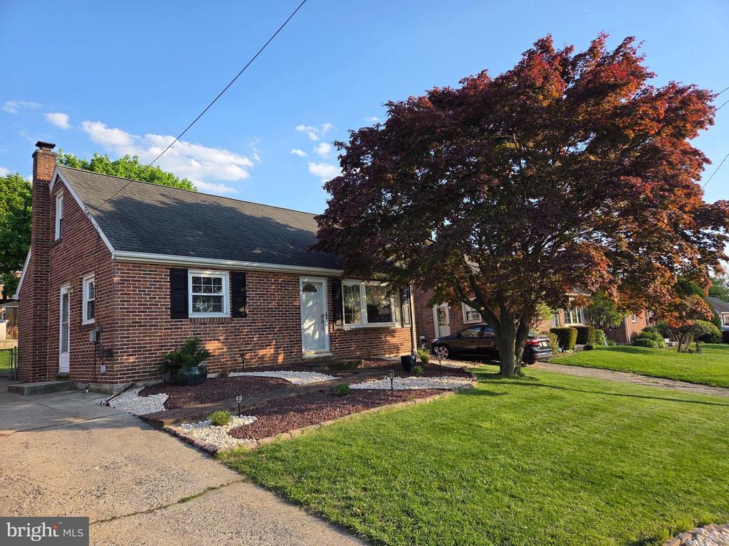 128 ROCKWOOD AVE, York, PA 17406