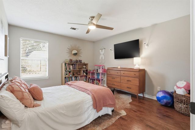 3012 Sugar Wood Drive, League City, TX 77573