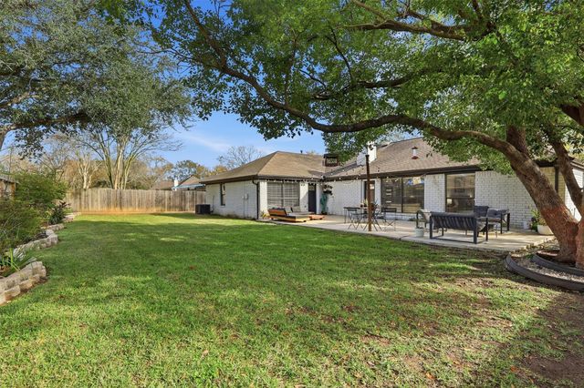 3012 Sugar Wood Drive, League City, TX 77573