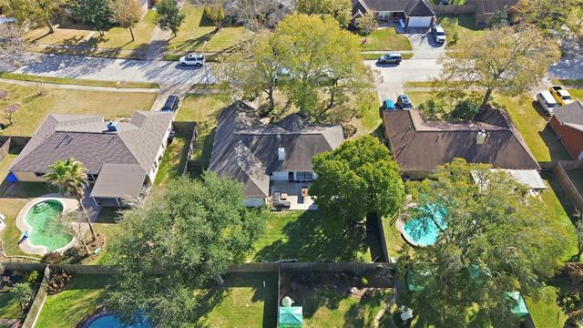 3012 Sugar Wood Drive, League City, TX 77573